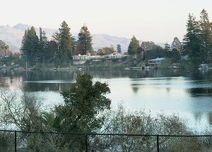 Kelly Lake - Watsonville (bass, crappie)